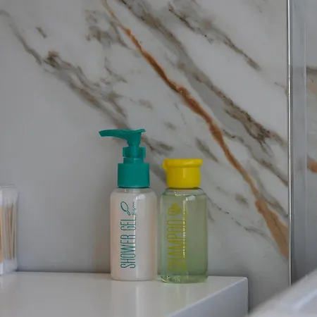 Modern Stay, アパート