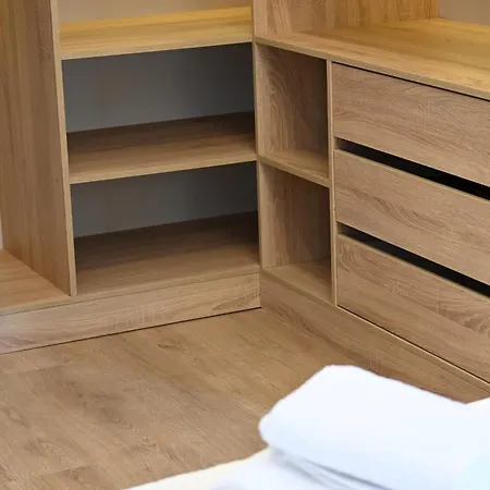 アパート Modern Stay, *