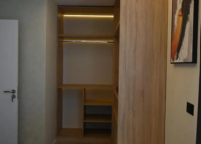 Modern Stay, 아파트 *